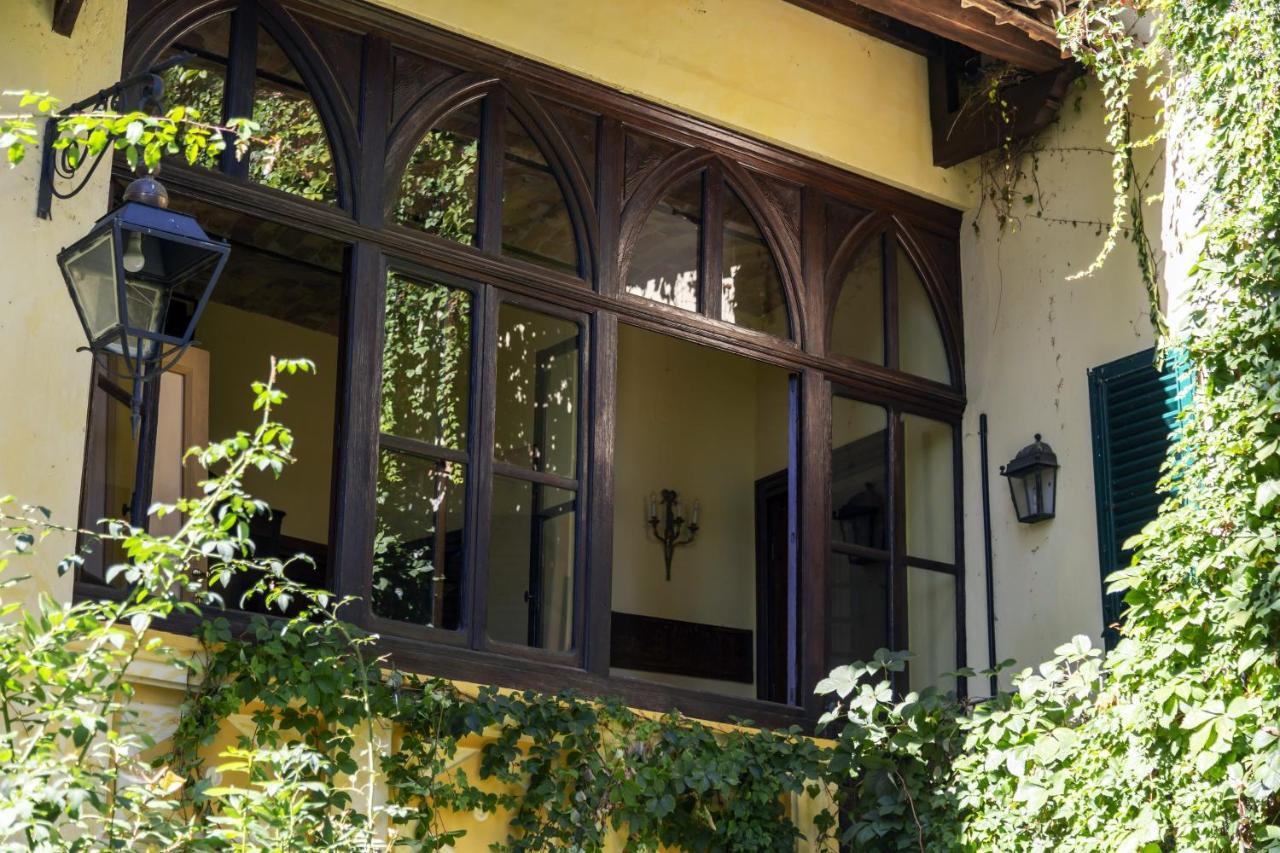 לינה וארוחת בוקר Corneliano d'Alba Palazzo Sismonda מראה חיצוני תמונה